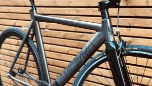 Brick Lane Bikes La Piovra Air Black Chrome 55cm Fixed Gear / Fixie. RARE Model