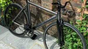 Brick Lane Bikes La Piovra Air Black Chrome 55cm Fixed Gear / Fixie. RARE Model