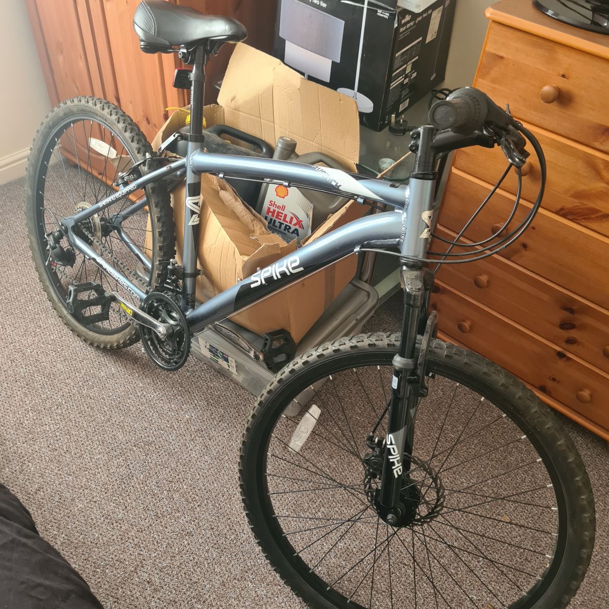 Spike mountain bike