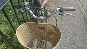 Urgent - Super comfy, perfectly operating, renovated city bike on sale! - 120 pounds