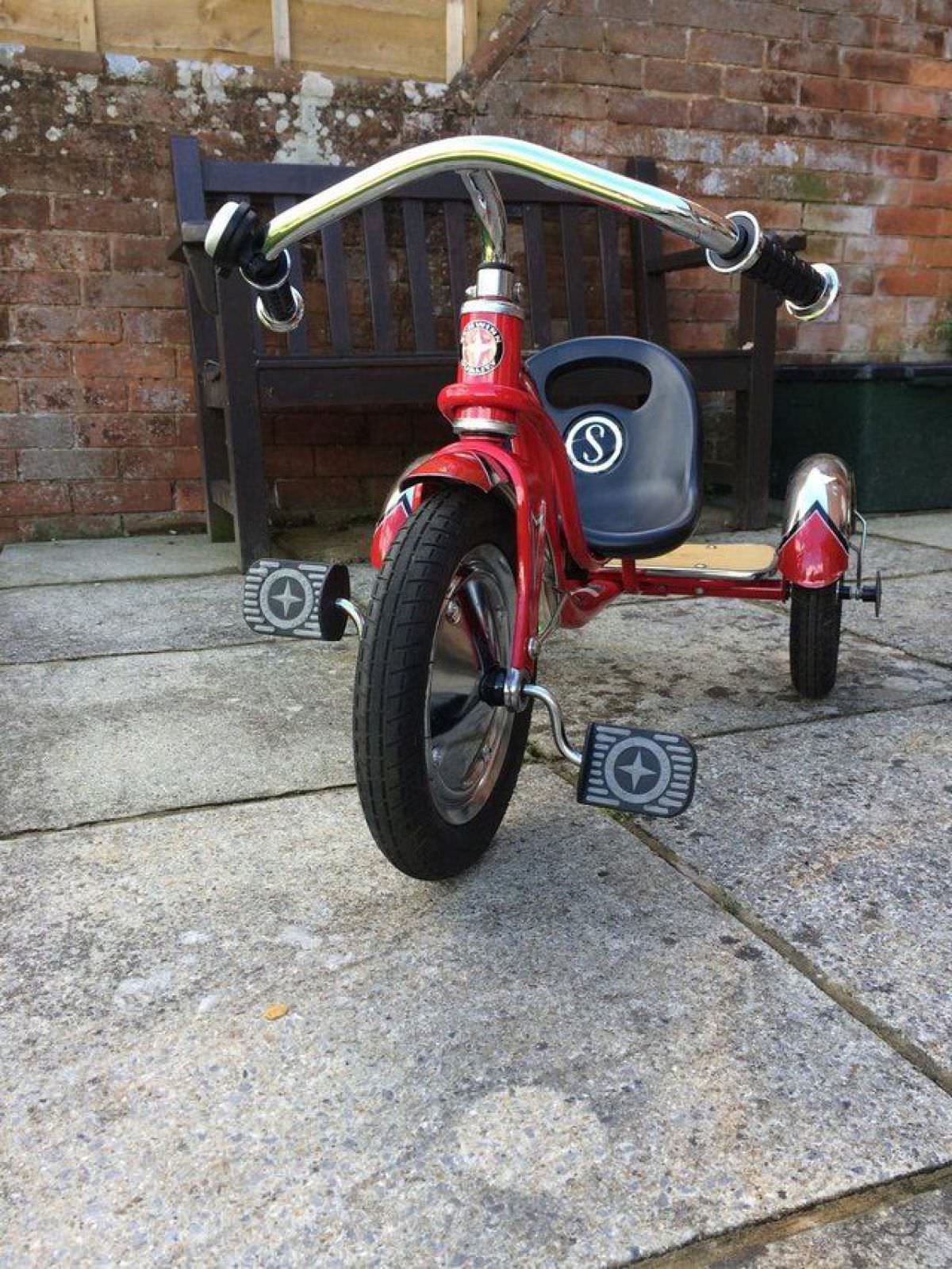 Schwinn Childs Roadster Tricycle