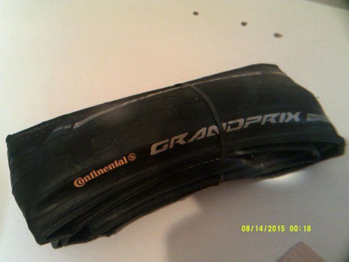 FOLDING TYRES: CONTINENTAL GRAND PRIX, 26 in.x1 1/8 in.