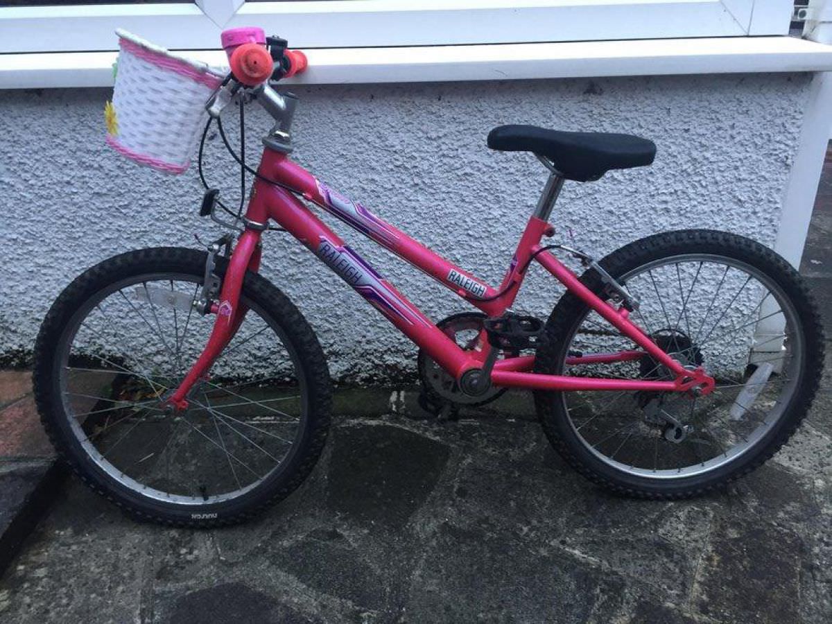 Girl's 16 inch bicycle