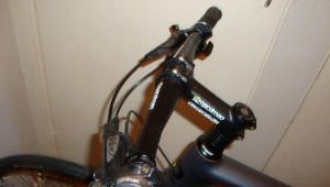 Boardman (Team) Full Carbon (hydraulic brakes)Road Bike
