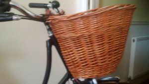 Lovely DUTCHIE ladies bike with front basket