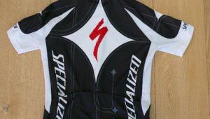 Specialized cycling top for youth
