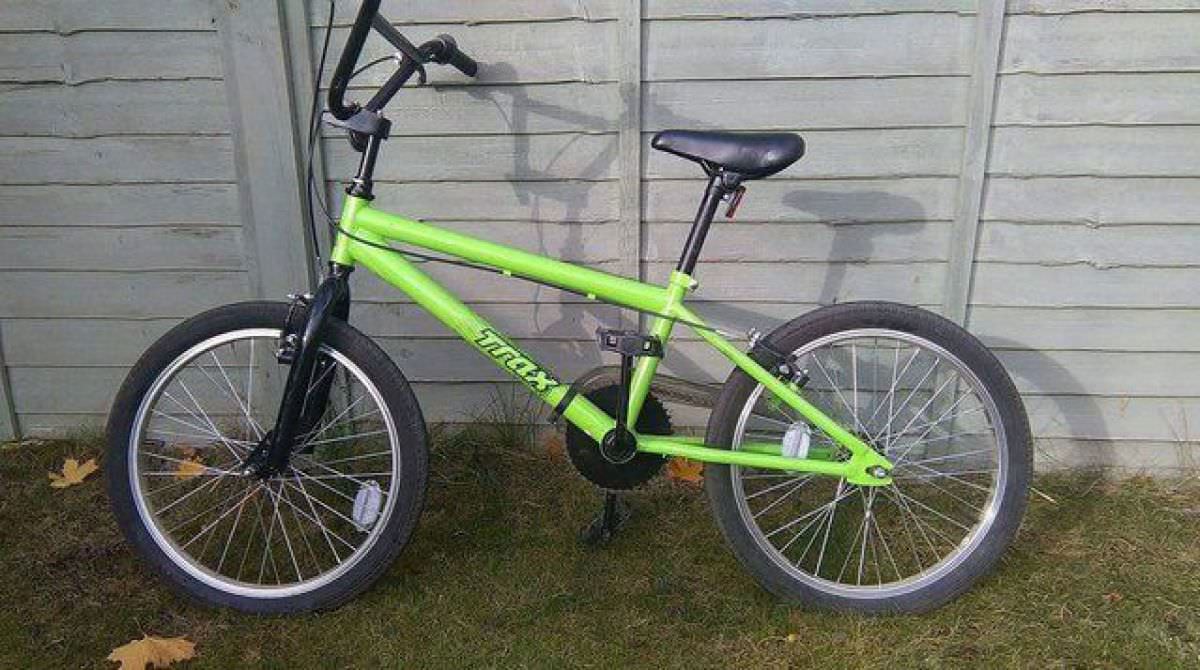Kids bike, well looked after 16inch wheels